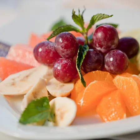 Palace Marina Dinevi