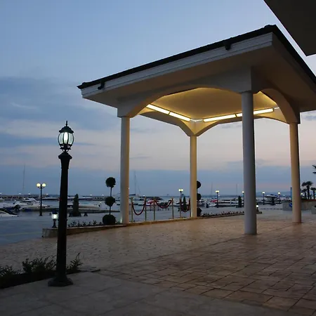 ホテル Palace Marina Dinevi 5*