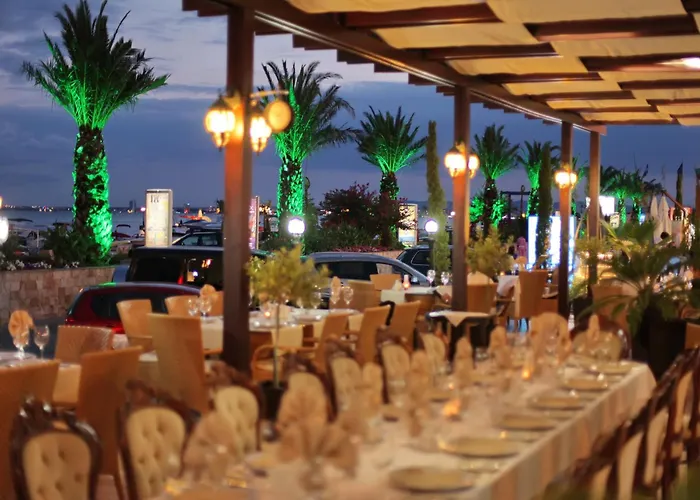 Palace Marina Dinevi Hotel 5*