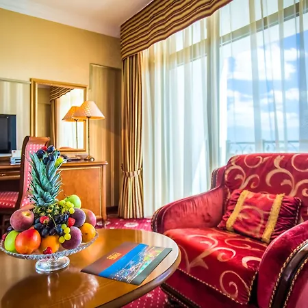 Palace Marina Dinevi فندق سفيتي فلاس