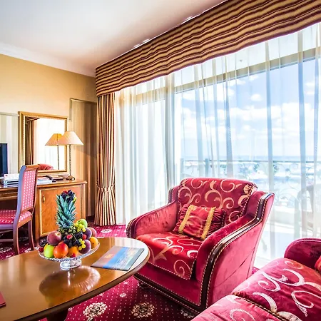 Palace Marina Dinevi