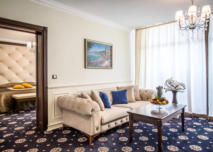 Palace Marina Dinevi