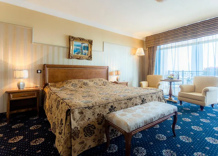 Hotel Palace Marina Dinevi