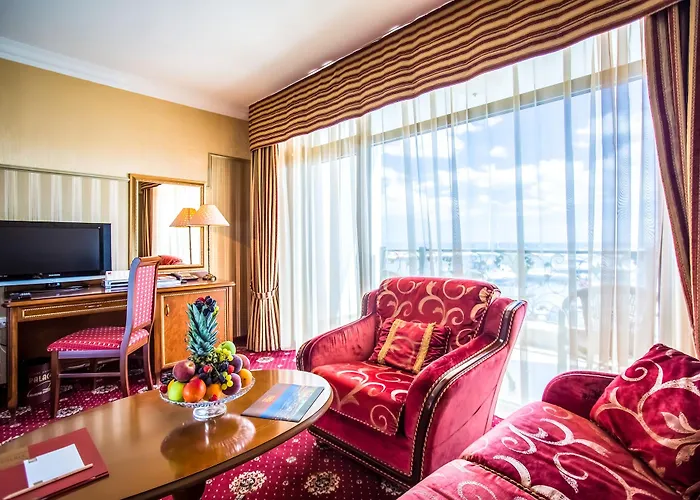 Palace Marina Dinevi