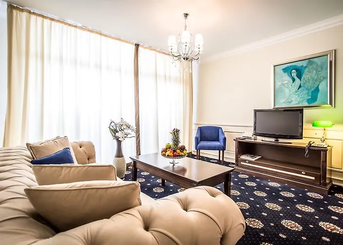 Hotel Palace Marina Dinevi