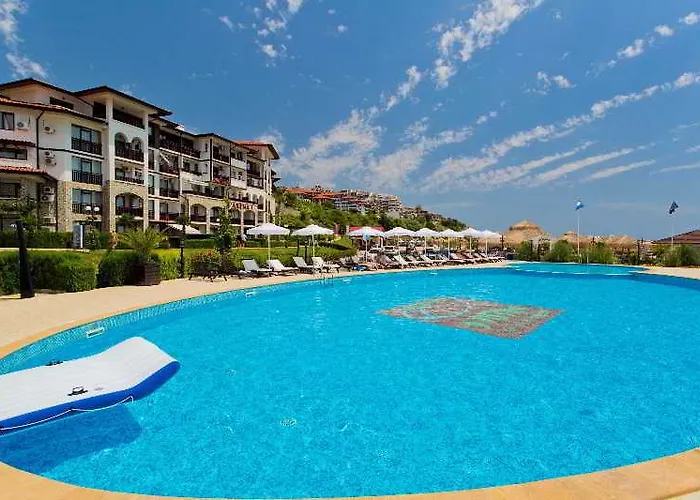 Hotel Palace Marina Dinevi
