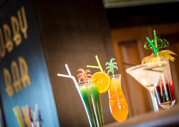 Palace Marina Dinevi Hotel